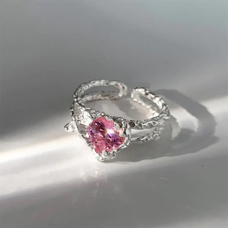 Anello cuore irregolare con cristallo rosa