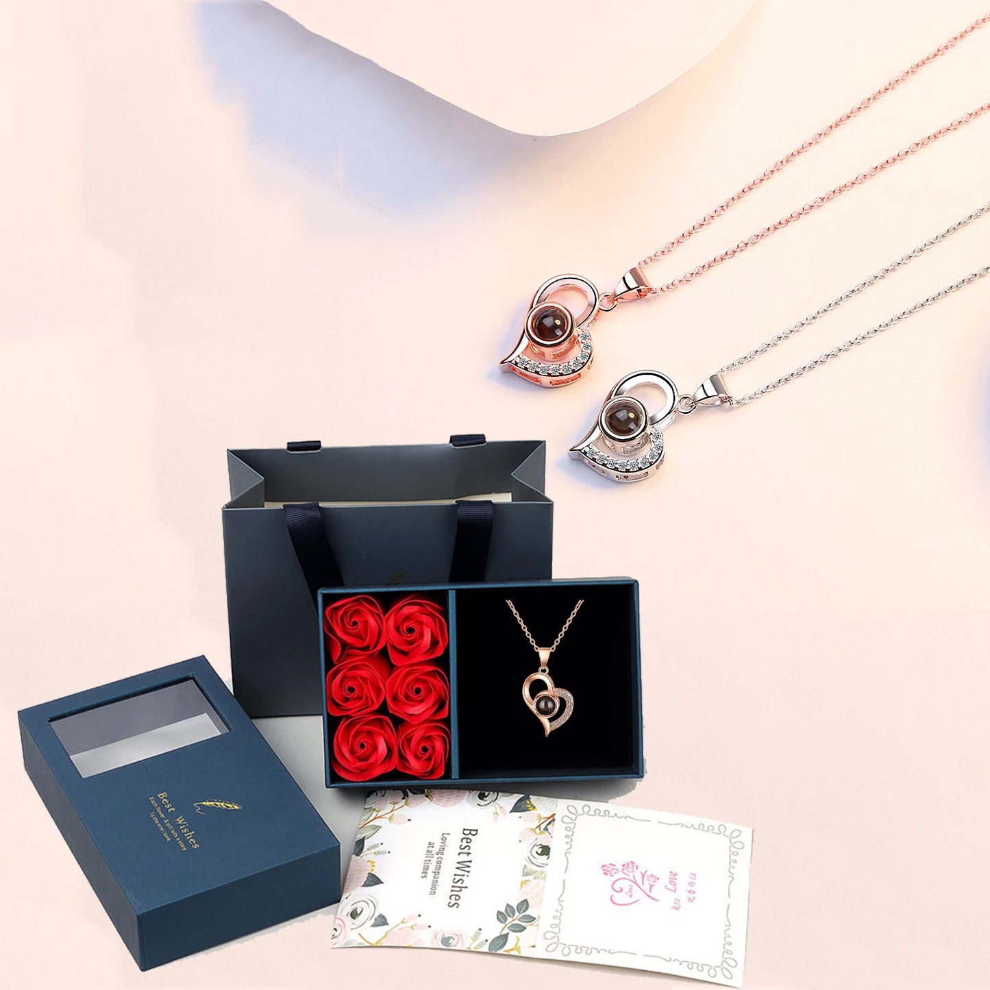 Collana "Ti amo" in 100 lingue con confezione regalo di lusso con 6 rose